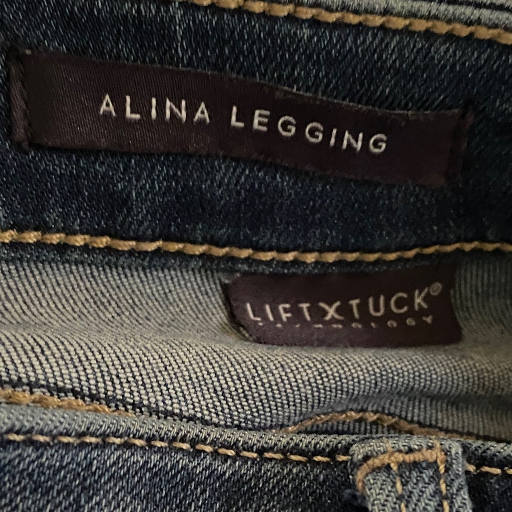 NYDJ Classic Alina Legging Jean - Picture 4 of 5